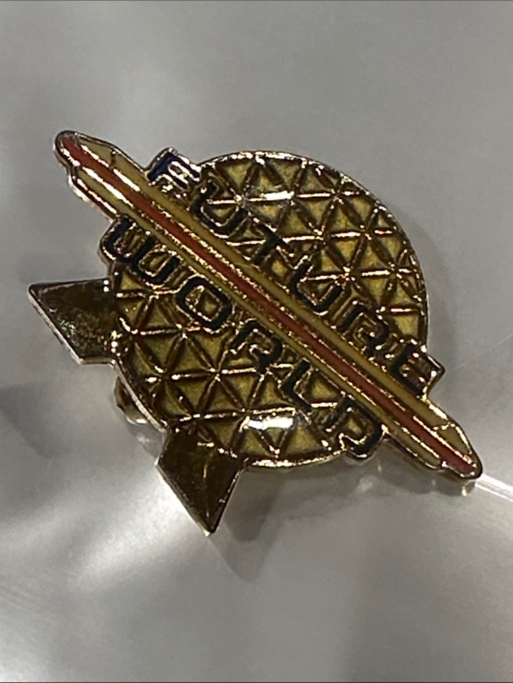 Disney EPCOT vintage 1980’s Gold Tone Souvenir trading pin future world